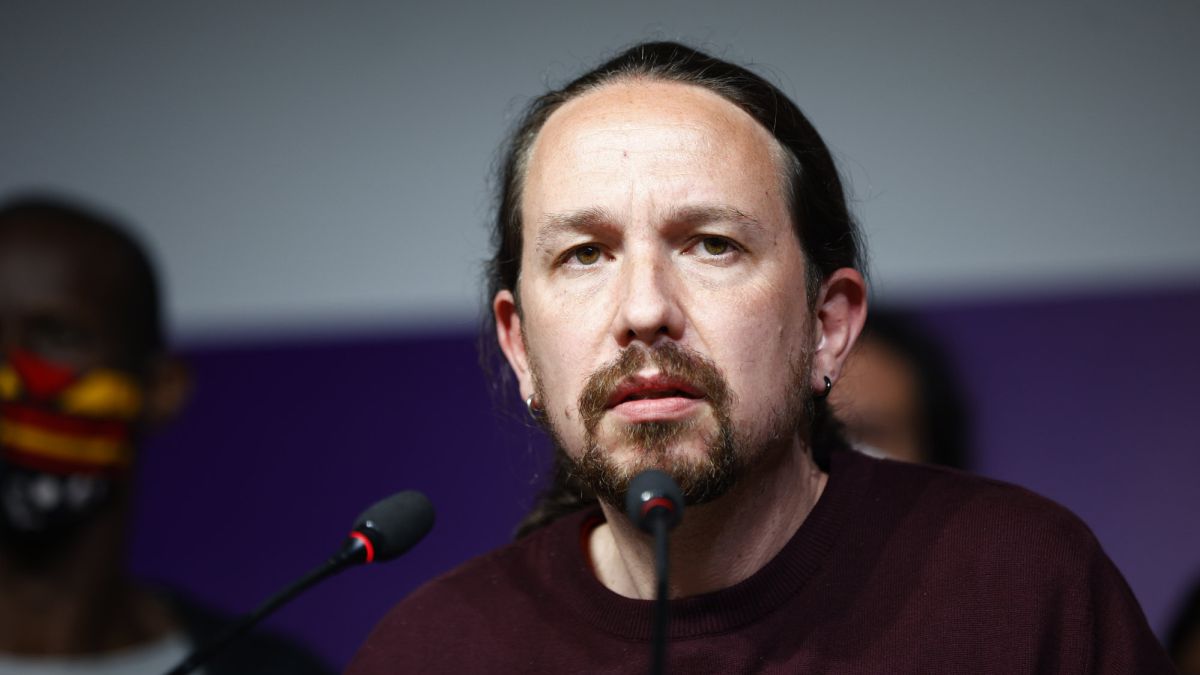 Pablo Iglesias se corta la coleta: \