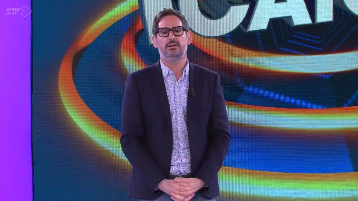 '¡Ahora caigo!': Quién es Eugeni Alemany, el presentador que ha sustituido a Arturo Valls