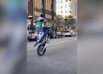 La imprudencia de un motorista que pudo acabar fatal: no se pueden permitir estas cosas...