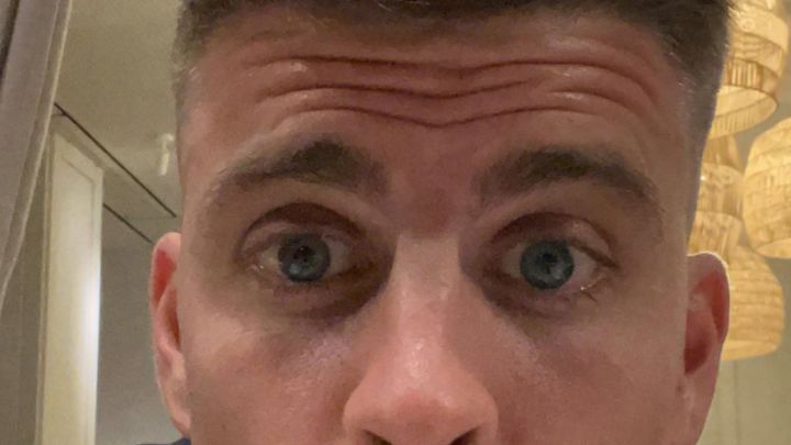 gerard pique nuevo look troleo redes sociales casillas monguer sin barba barcelona