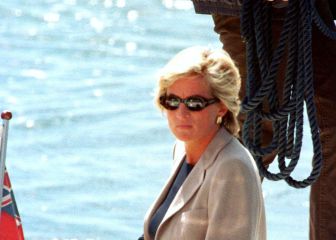 La pregunta que Lady Di no se atrevía a hacer delante de la reina de Inglaterra en la mesa