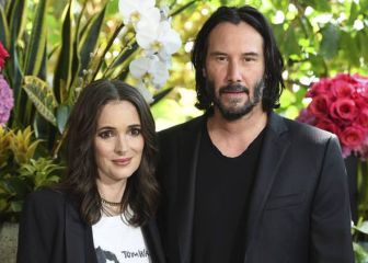 Keanu Reeves asegura que lleva 30 años casado con Winona Ryder