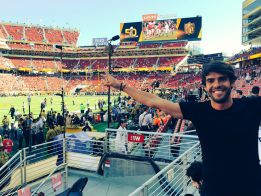 Kaká en el Levi's Stadium en la Super Bowl 50