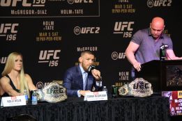 McGregor en la rueda de prensa