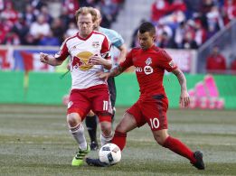 Toronto busca un delantero; se habla de un campeón del mundo