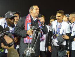 "Maldini, Nesta y Carmelo nos harán crecer aún más rápido"