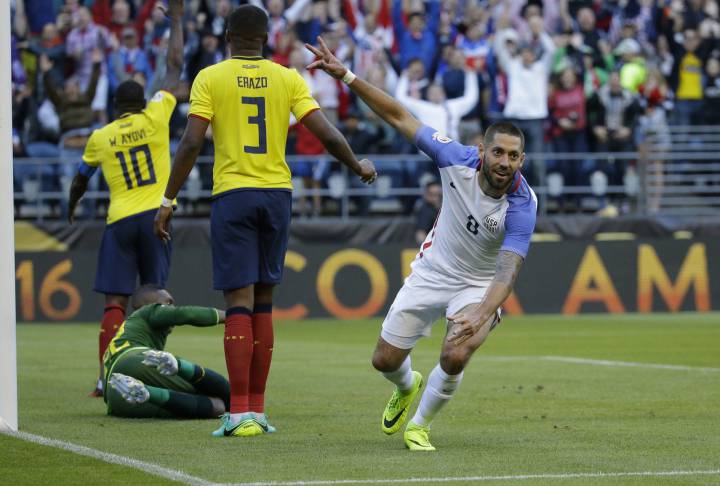 USA dominate then struggle, but overcome Ecuador 2-1