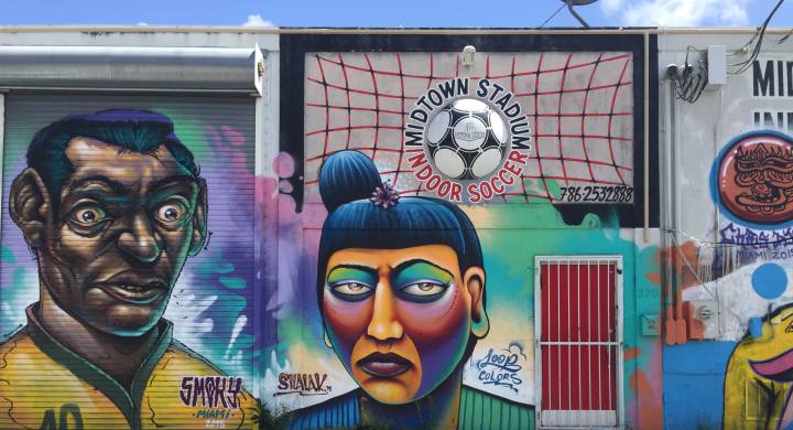 Midtown Stadium Indoor, la cancha que atrae a las estrellas