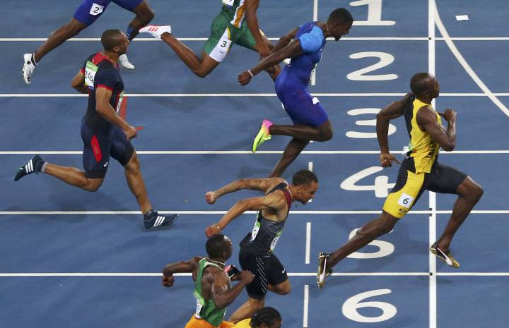 Bolt arrasa y ya tiene su tercer oro olímpico en 100 metros