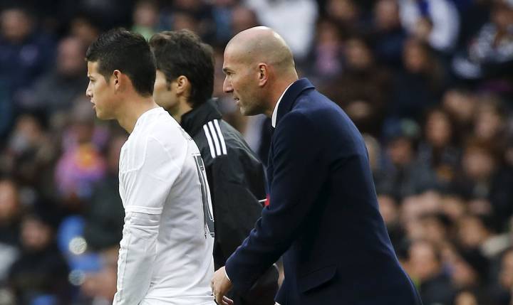Zidane: "James se va a quedar y no pienso que venga nadie..."