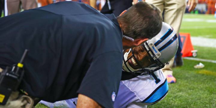 Cam Newton tiene un serio problema: es grande y fuerte
