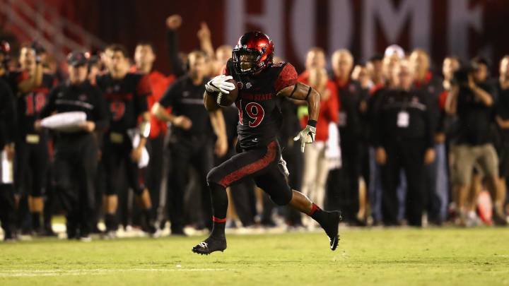 Donnel Pumphrey de los San Diego State Aztecs de la NCAA.