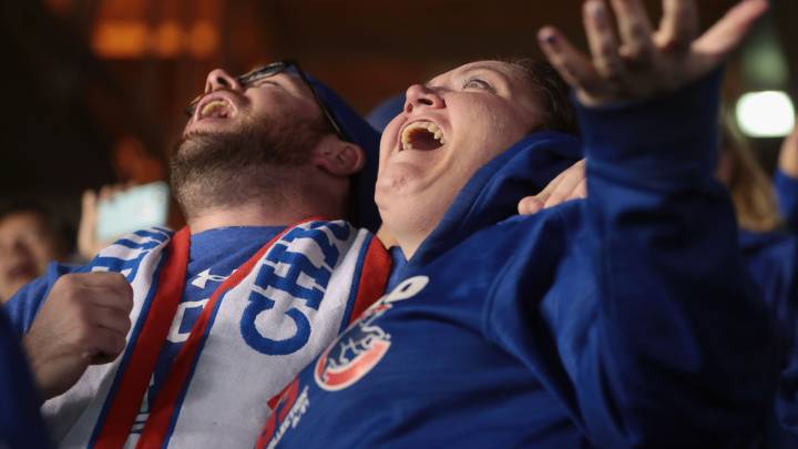 Día de viaje para Cubs e Indians antes del sexto partido