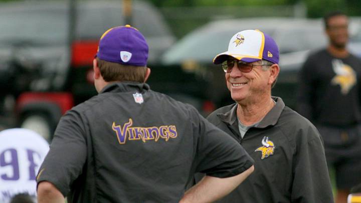 Pat Shurmur sustituye a Norv Turner como OC de los Vikings