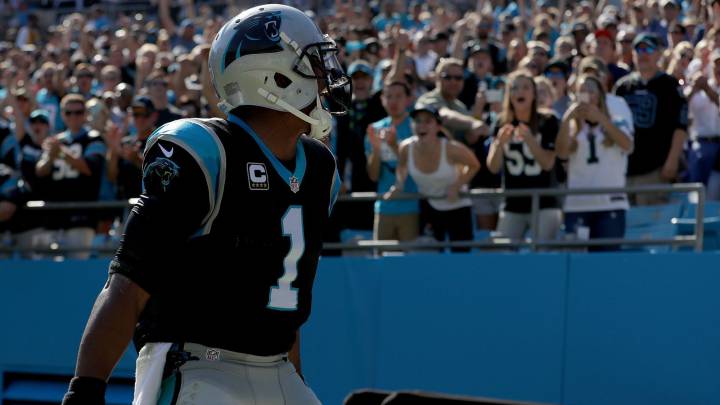 Cam Newton no está brillando al nivel MVP visto en 2015.