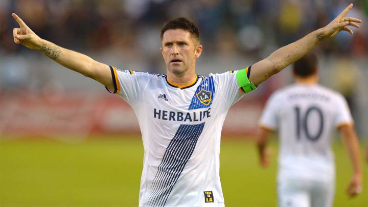 Robbie Keane sigue los pasos de Gerrard y deja el LA Galaxy