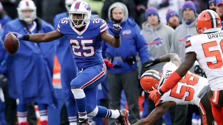 Los Bills siguen vivos tras ganar a unos Browns incapaces