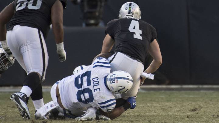 La escalofriante lesión sufrida por Derek Carr no tiene porque suponer el fin de las opciones de los Oakland Raiders en los playoffs.