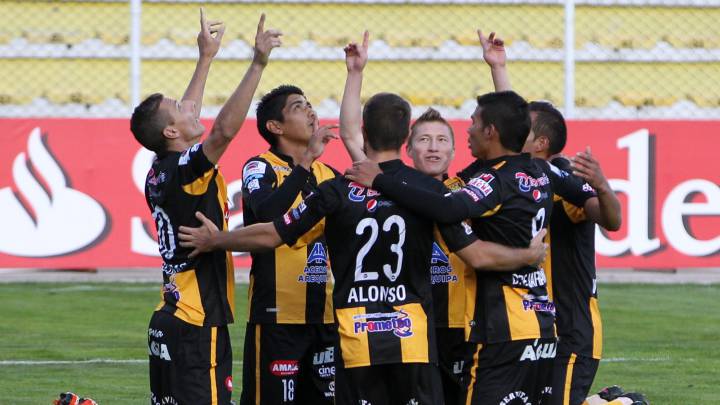 The Strongest golea a Wanderers y enfrentará a la Unión Española