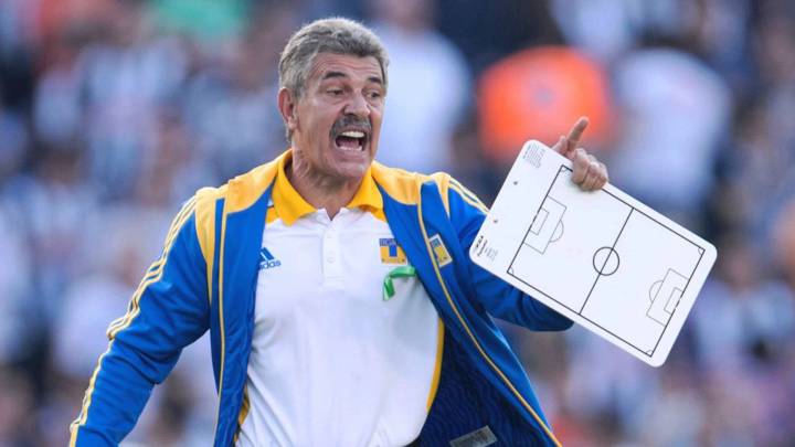 El Tuca Ferretti, ¿también un 'vende humo' para La Volpe?