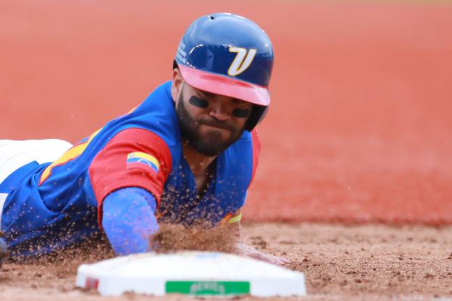 José Altuve abrirá el lineup de Venezuela frente a Dominicana en el Clásico Mundial.