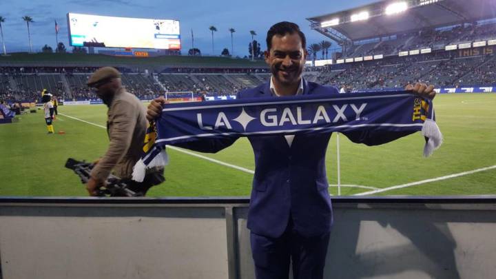 'Pescadito' Ruiz deja el fútbol y es homenajeado por el LA Galaxy