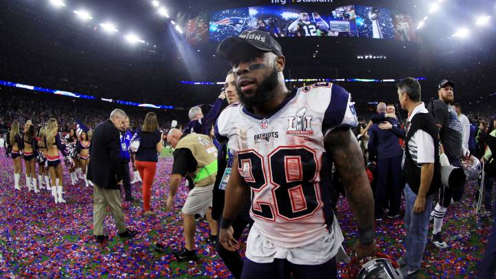 Los Patriots siguen construyendo su aplanadora terrestre