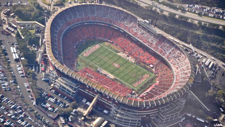 Las calles cercanas al mítico Candlestick Park llevarán nombres de jugadores de los 49ers y los Giants.