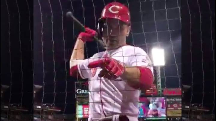 Joey Votto se venga de un fan: "Recuerdo cuando eras delgado"