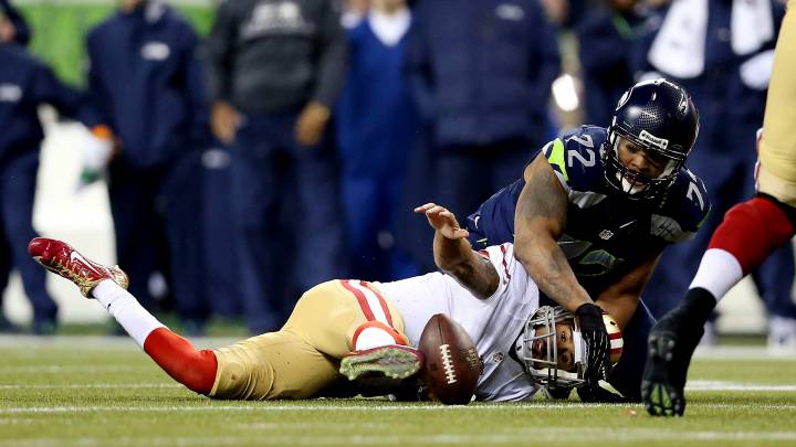 Colin Kaepernick se aleja de los Seattle Seahawks