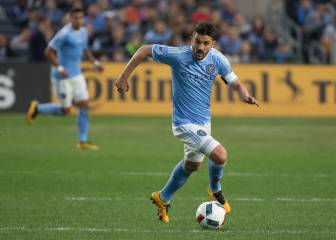 El 'Rey Villa' marca un hat trick y conquista el derbi de NY