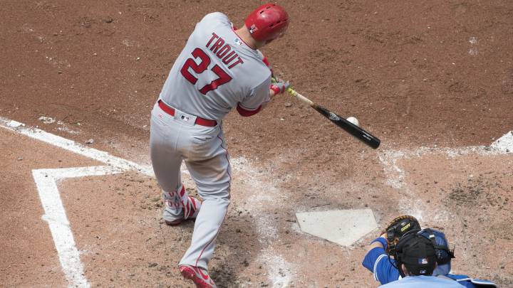Mike Trout cumple 26 años y está disfrutando de una de sus habituales extraordinarias campañas con los Angels.