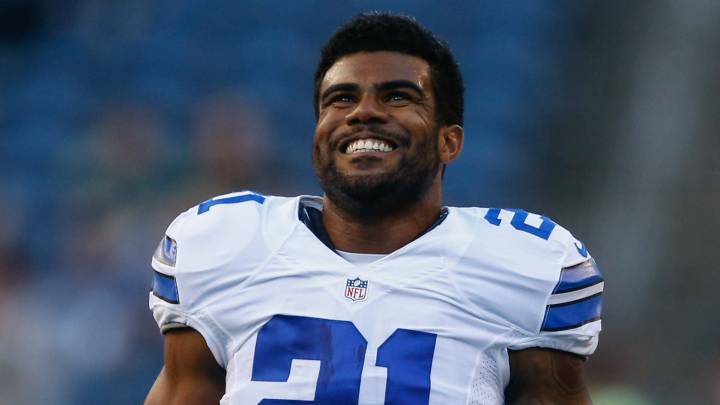 Zeke Elliott puede sonreír con motivo tras la suspensión de su sanción y puede jugar todo el año con los Dallas Cowboys.