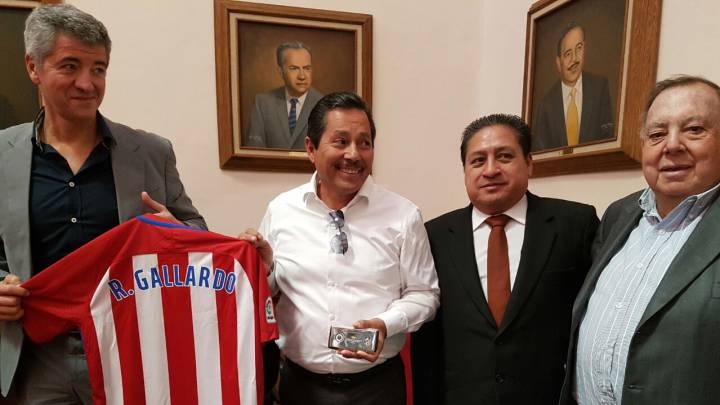 Gil Marín culmina su visita a México: "Contento por la base y la respuesta de la afición"