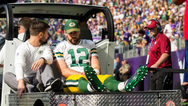 Aaron Rodgers, operado con éxito en su clavícula