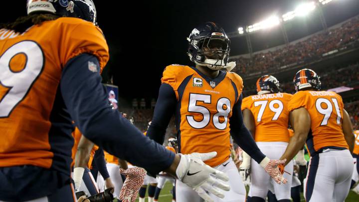 John Elway llama "flojos" a los Broncos, y éstos le dan la razón