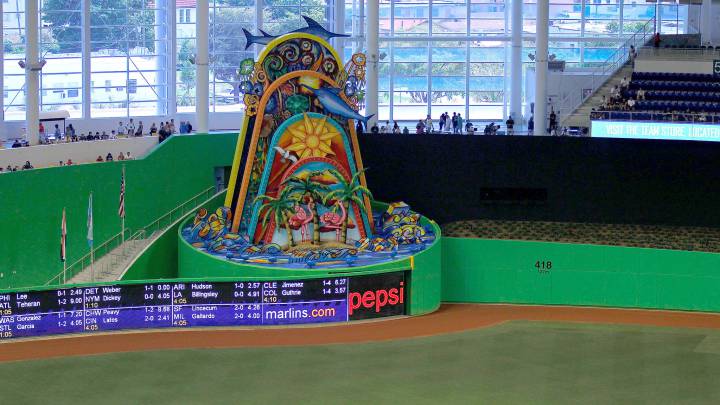 Derek Jeter y sus cambios que a nadie le gustan en los Marlins