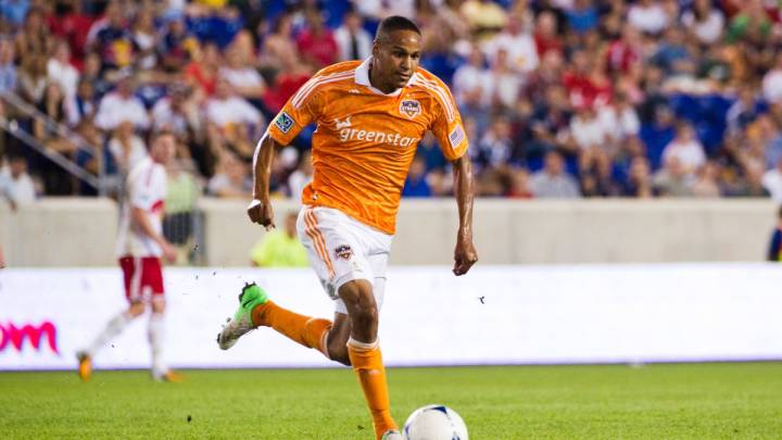 Ricardo Clark jugará con Columbus Crew en 2018