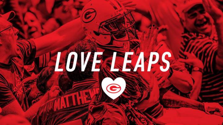 Los equipos de la NFL se unen a los festejos del Día de San Valentín