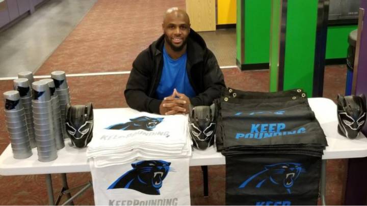 Jugadores de la NFL regalaron entradas para "Black Panther"