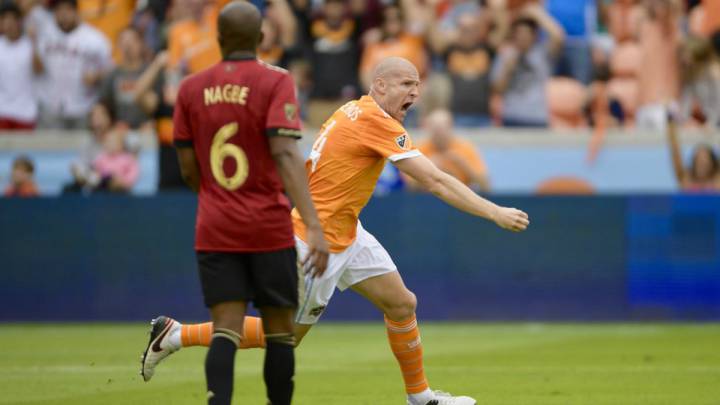 Un Dynamo arrollador abre 2018 goleando al Atlanta United