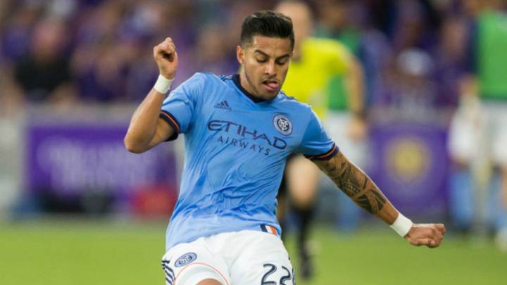 El defensor costarricense encendió las alarmas, pues apenas duró seis minutos en el partido de este sábado ante Orlando y tuvo que salir entre lágrimas.