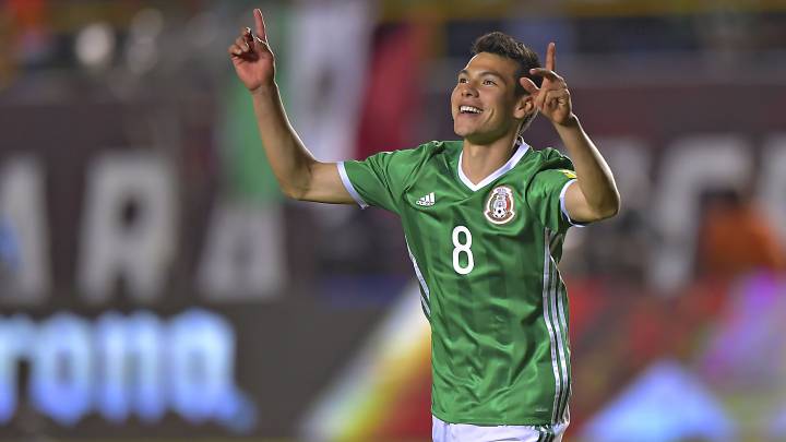 'Chucky' Lozano, máximo goleador de Concacaf en Europa