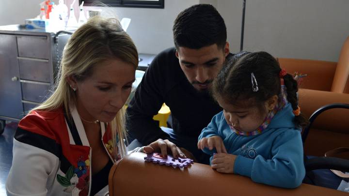Héroes dentro y fuera de la cancha: Luis Suárez