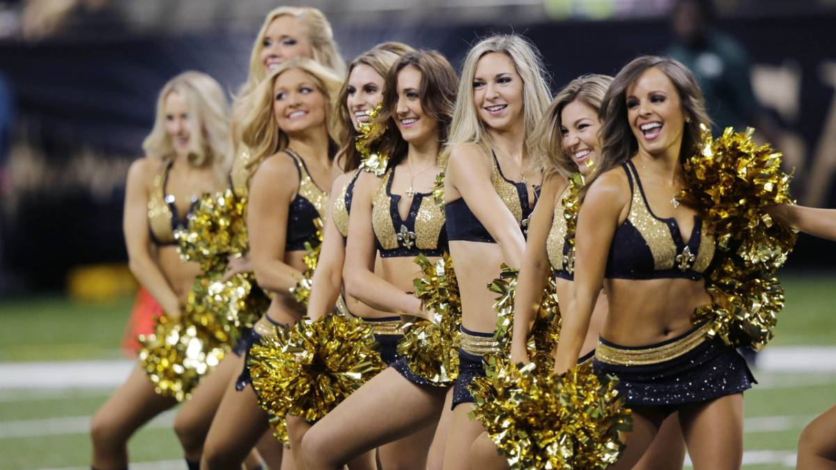 New Orleans' cheerleaders