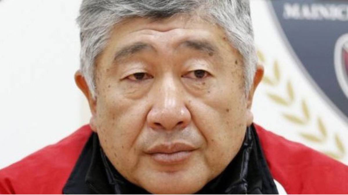 Entrenador de equipo japonés renuncia tras una jugada sucia
