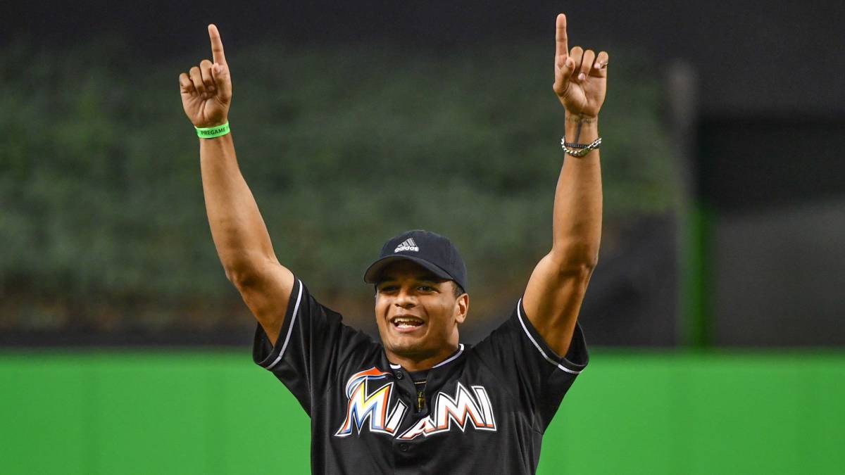 Dolphins y Chargers amarran a primeras selecciones del Draft
