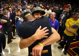 ¡Warriors se roban título de la NBA en casa ajena!