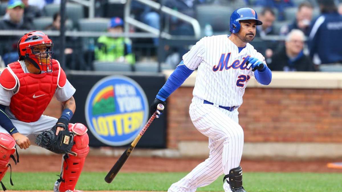 'Titán' sin equipo: Mets liberan a Adrián González