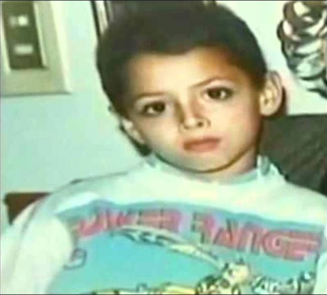 Así ha sido la infancia de ‘Chicharito’ Hernández